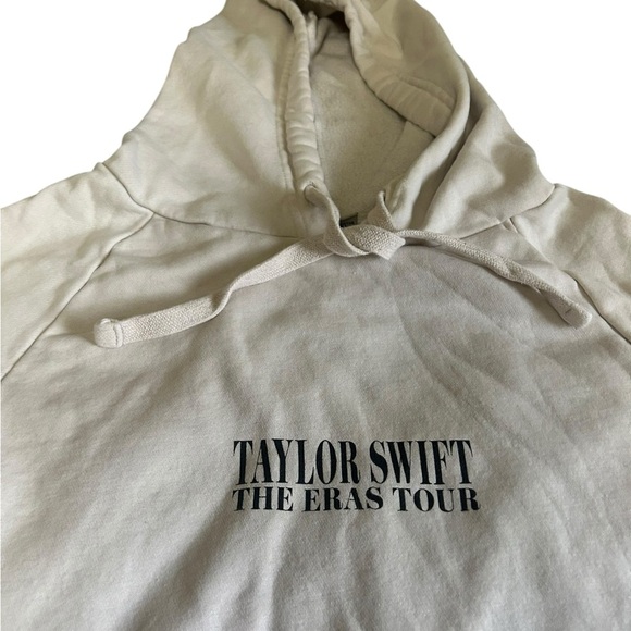 Taylor Swift Eras Tour Beige Hoodie Size XL - Picture 2 of 4